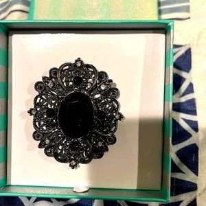 Elegant brooch for Dress